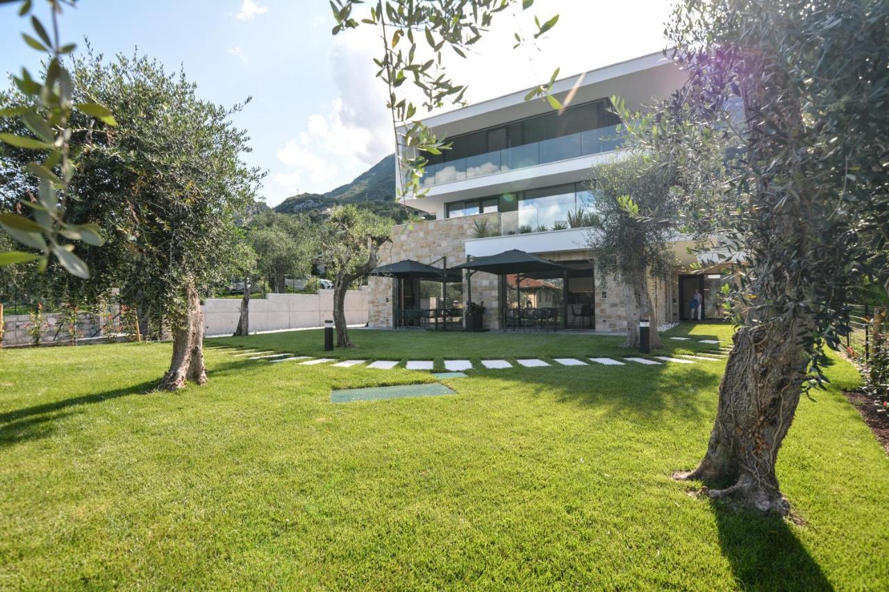 Olivo Luxury Apartments Malcesine Esterno foto