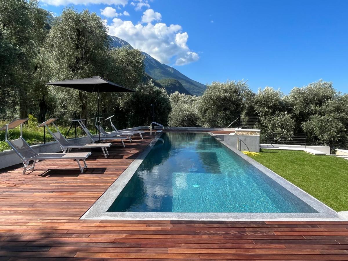 Olivo Luxury Apartments Malcesine Esterno foto