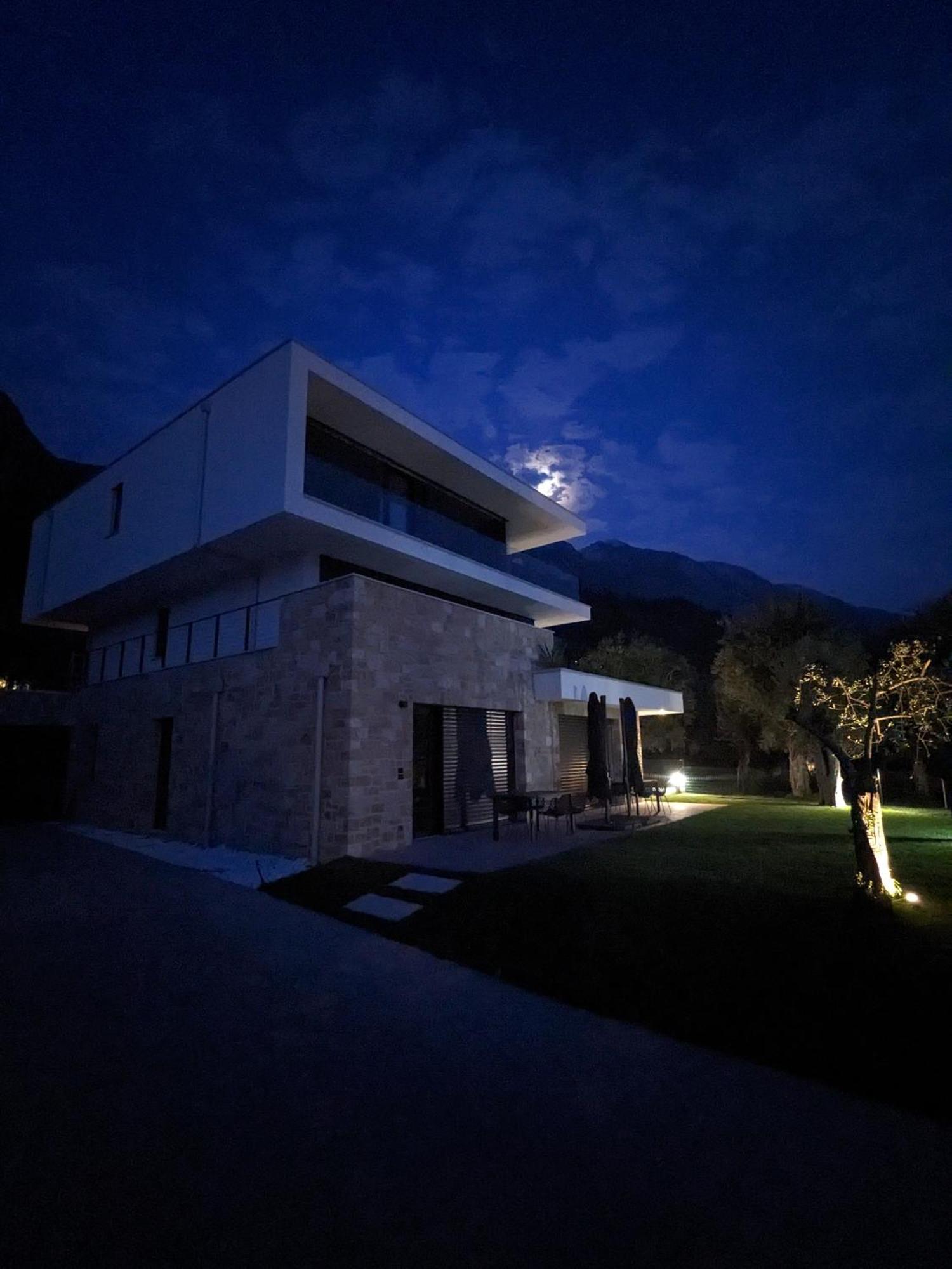 Olivo Luxury Apartments Malcesine Esterno foto